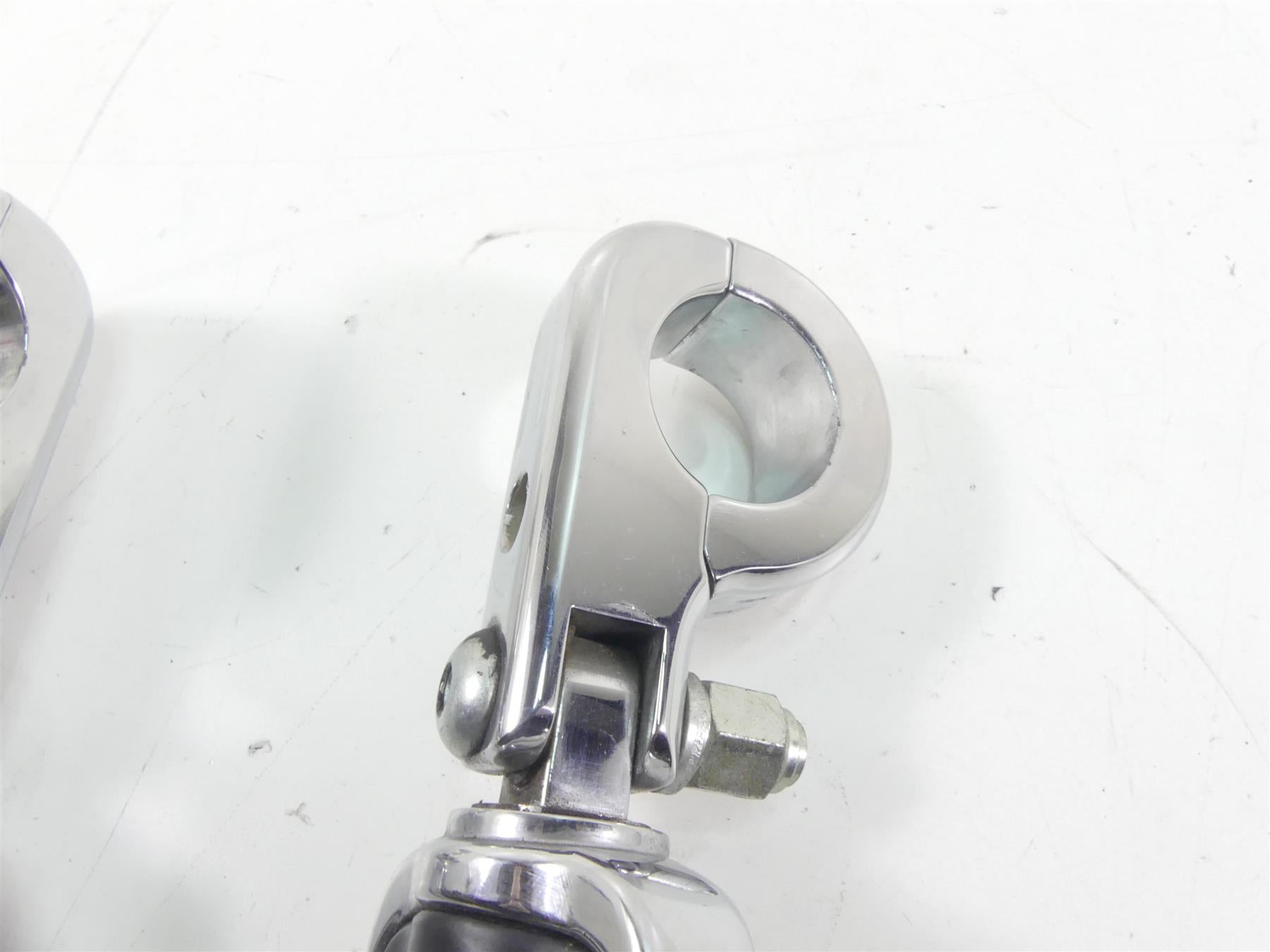 2009 Harley FLHTCU SE4 CVO E-Glide Oem Highway Footpeg Foot Peg Set 50988-02A {{ shop.shopifyCountryName }} - Mototech271