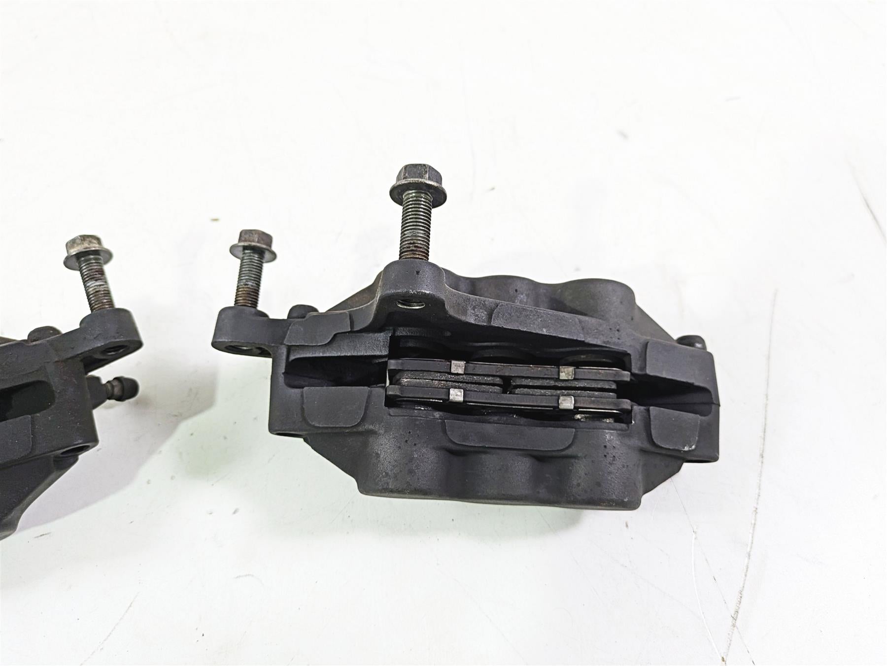 2003 Suzuki GSF1200 Bandit Tokico Front Brake Caliper Set 59100-33E30-999 {{ shop.shopifyCountryName }} - Mototech271