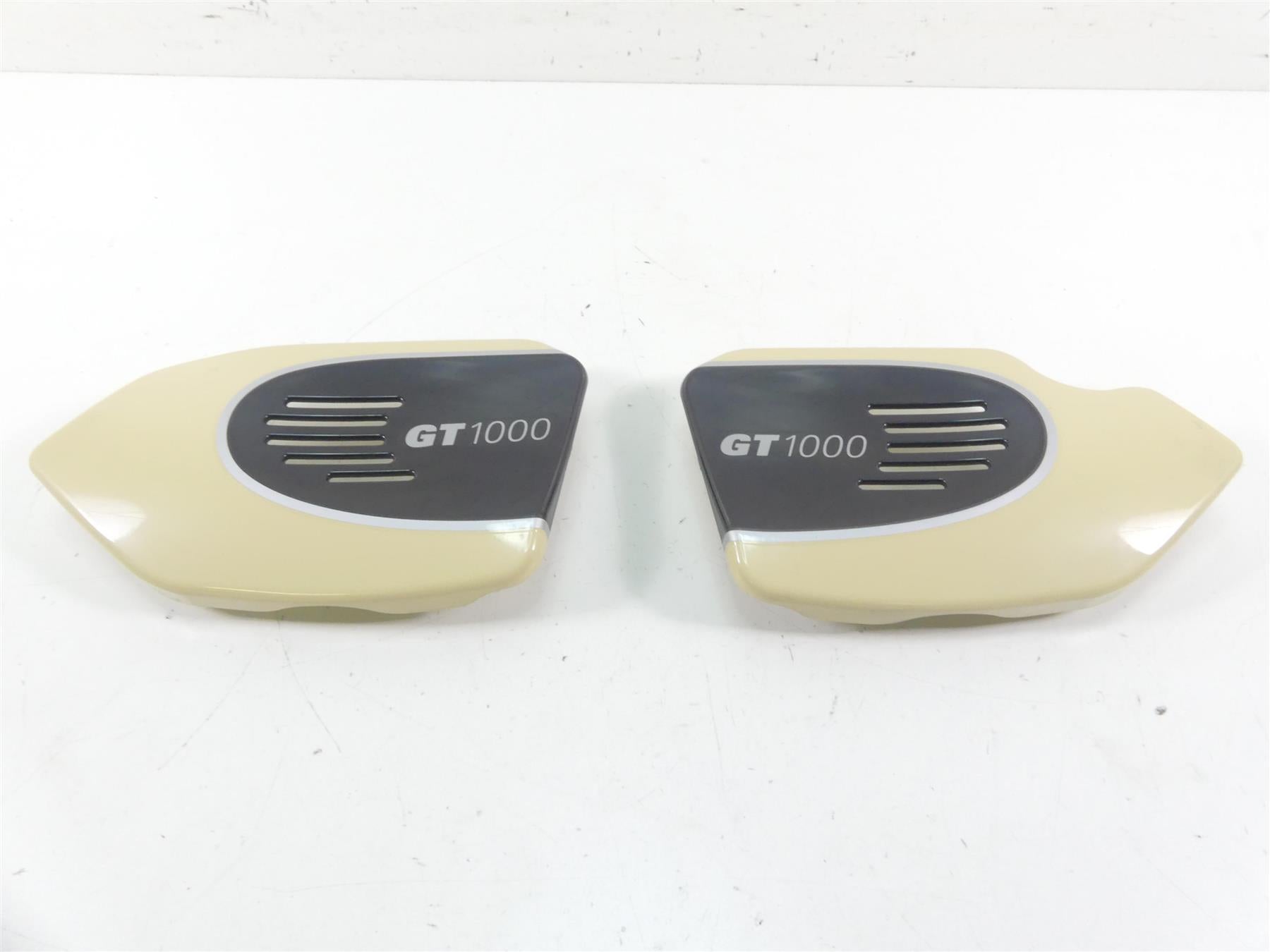 2007 Ducati Sport Classic GT1000 Left Right Side Cream Cover Set 48211371A | Mototech271