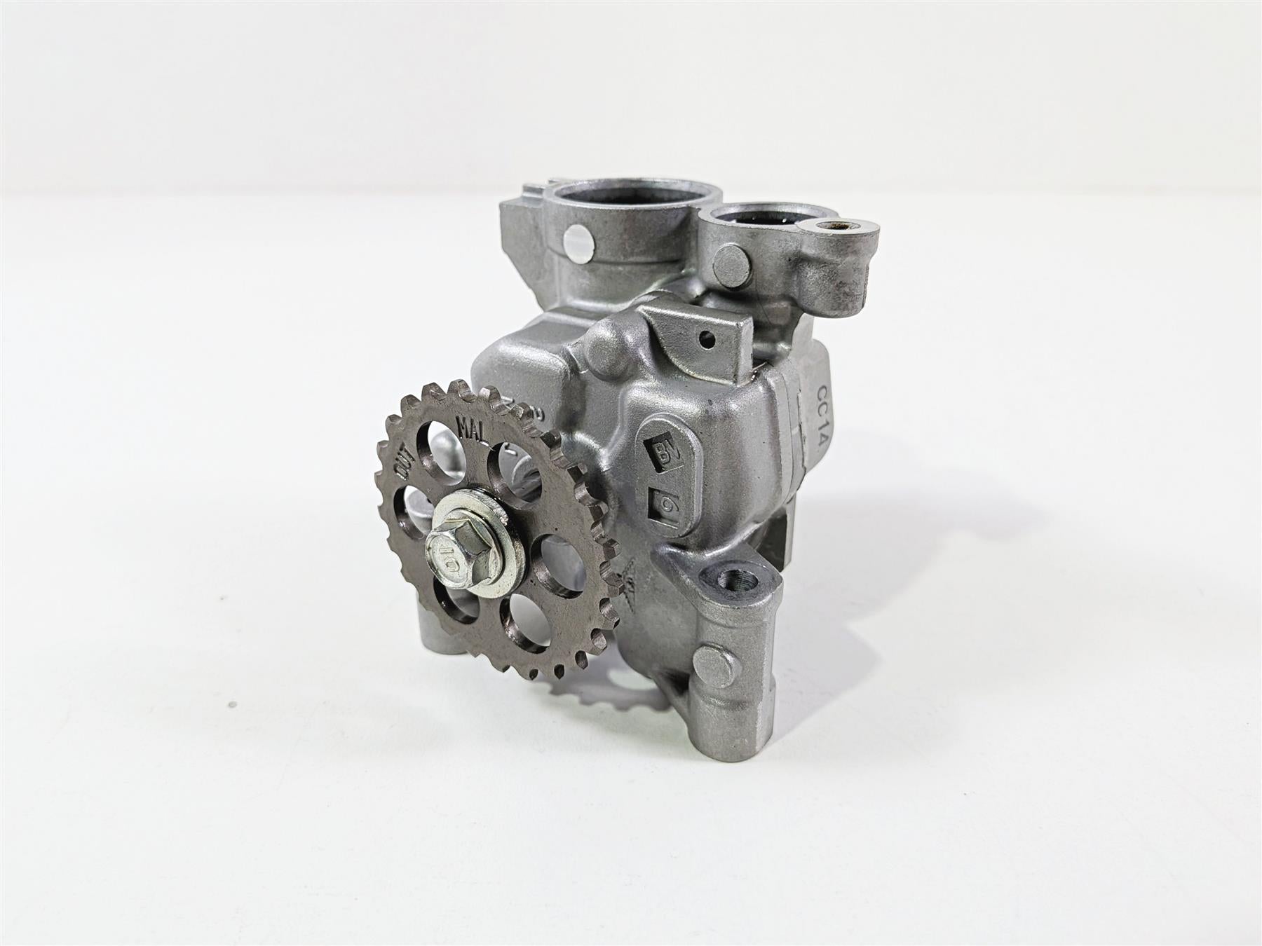2017 Honda CBR600RR PC40 Engine Oil Pump Motor Oem Honda Part 15100-MFJ-D00 {{ shop.shopifyCountryName }} - Mototech271