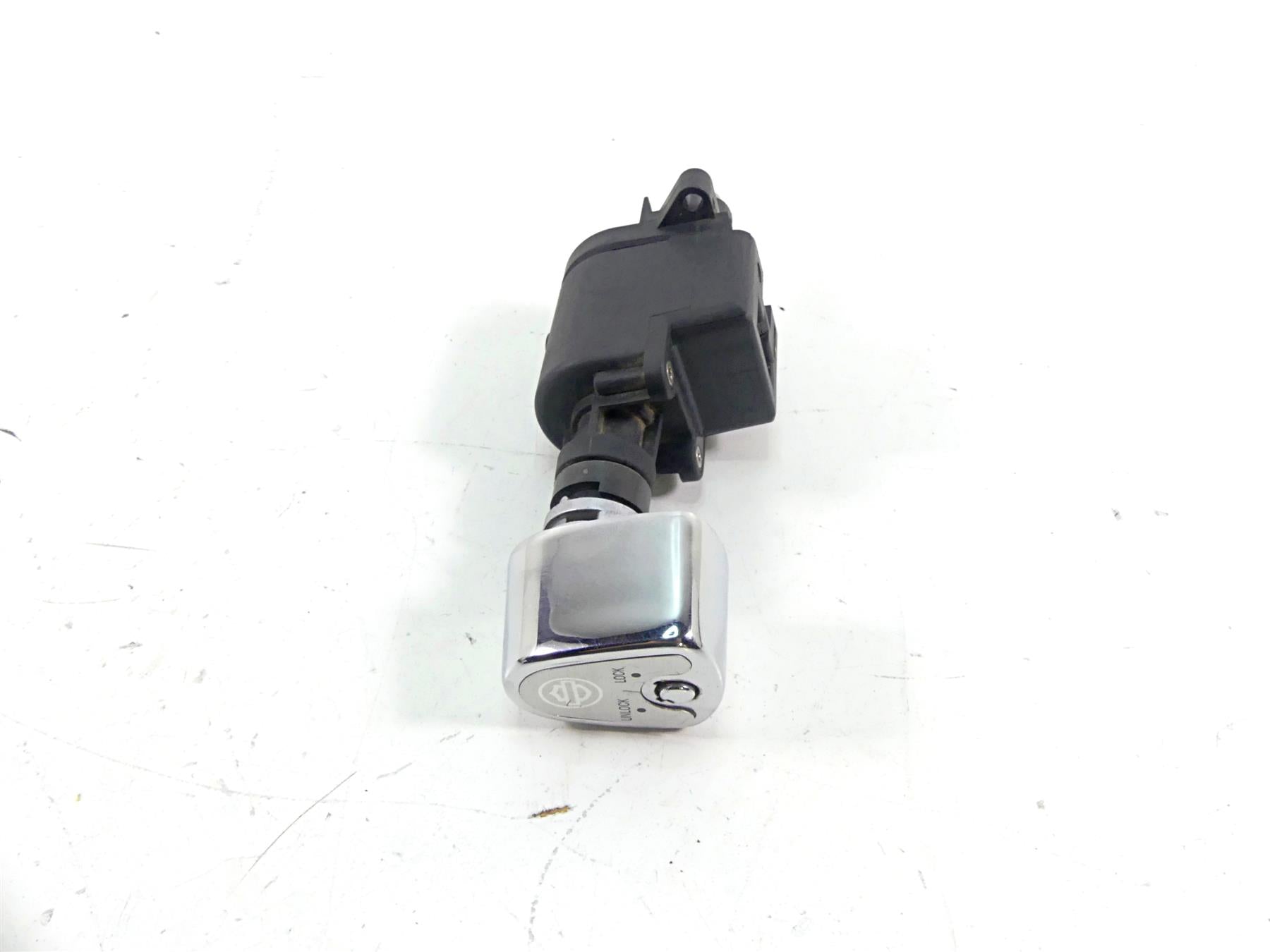 2008 Harley Touring FLHX Street Glide Ignition Switch Lock No Key - VIN 71572-06 {{ shop.shopifyCountryName }} - Mototech271