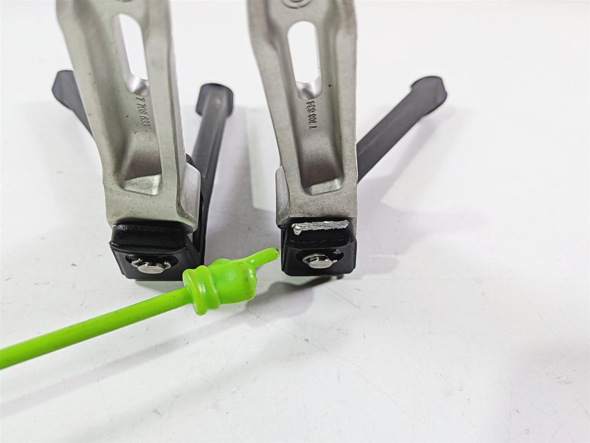 2020 BMW S1000RR K67 Rear Passenger Foot Peg Set 46718356863 46718356864-Mototech271