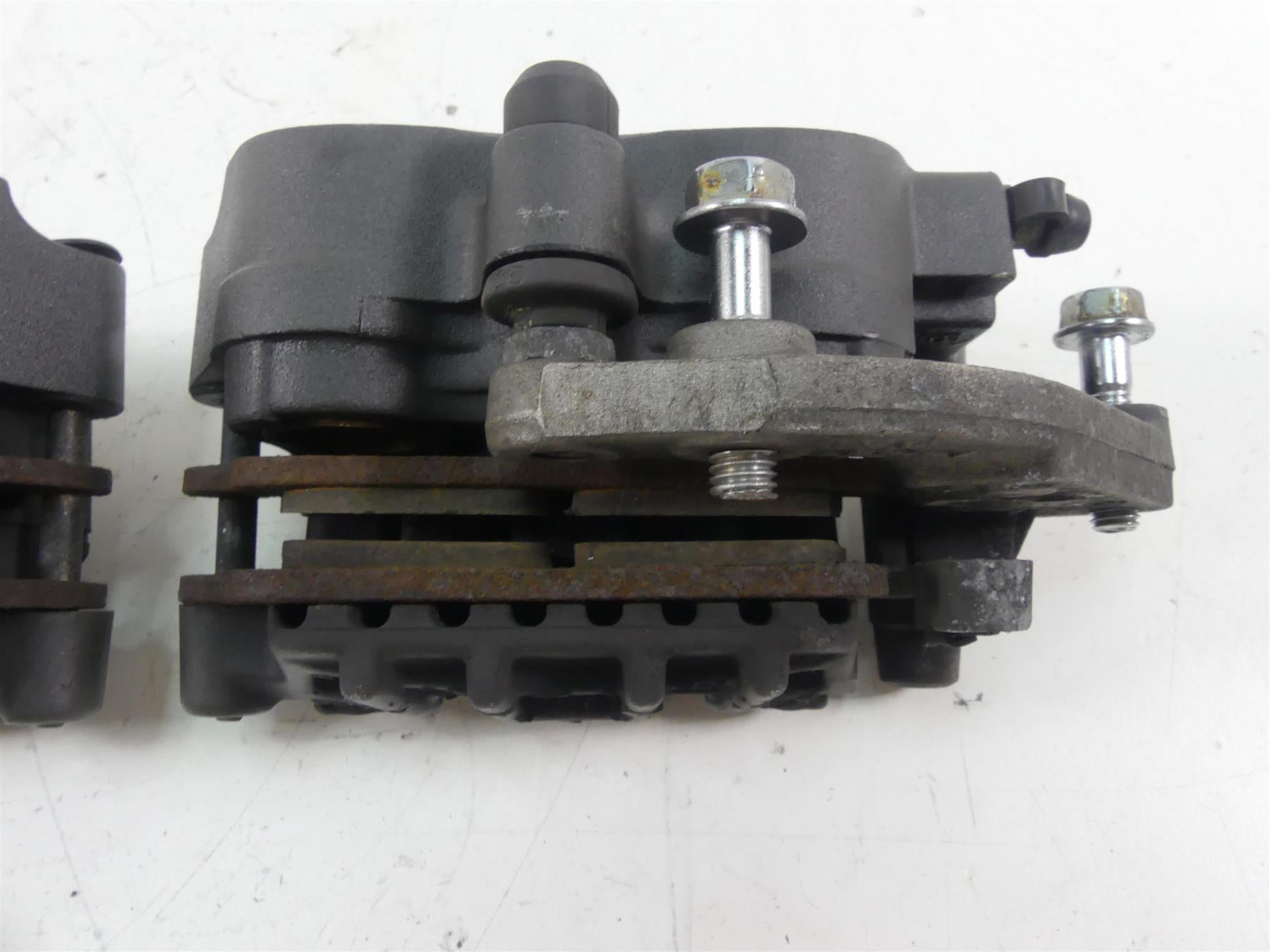 2003 Honda VTX1800 C Nissin Front Brake Caliper Set 45150-MCH-006 45250-MCH-006 {{ shop.shopifyCountryName }} - Mototech271