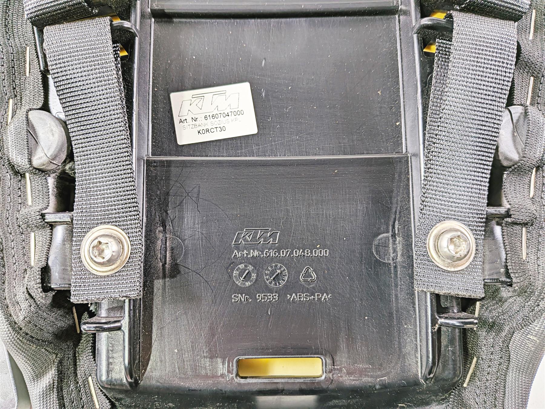 2018 KTM 1290 Super Duke R Rear Passenger Saddle Seat 61607047000-Mototech271