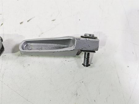 2023 BMW G310R K03 Rear Passenger Footpegs 46718553973 46718553974 {{ shop.shopifyCountryName }} - Mototech271