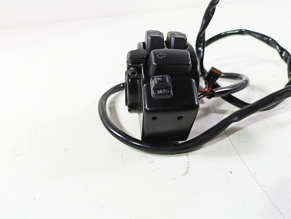 2018 Harley Softail FXFBS Fat Bob Left Control Switch Cruise Control 41000369 {{ shop.shopifyCountryName }} - Mototech271