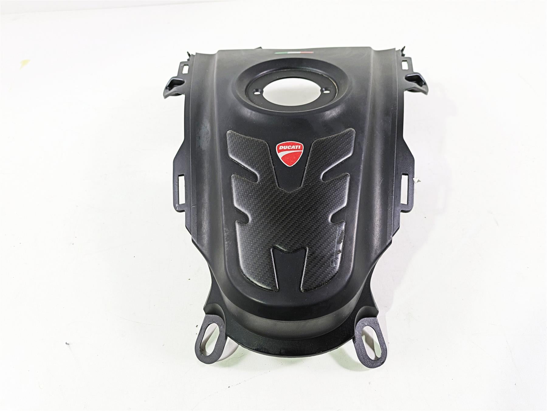 2013 Ducati Hyperstrada 821 Center Tank Fairing Cover 480P5672B {{ shop.shopifyCountryName }} - Mototech271