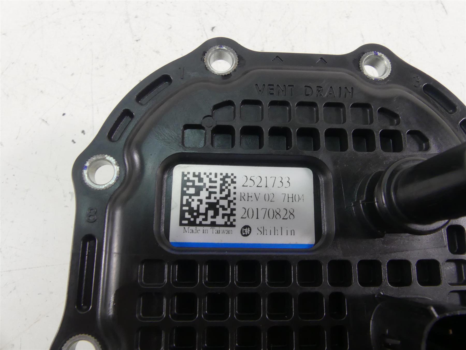 2018 Indian Scout Sixty Fuel Gas Petrol Pump - Tested 2521733 {{ shop.shopifyCountryName }} - Mototech271