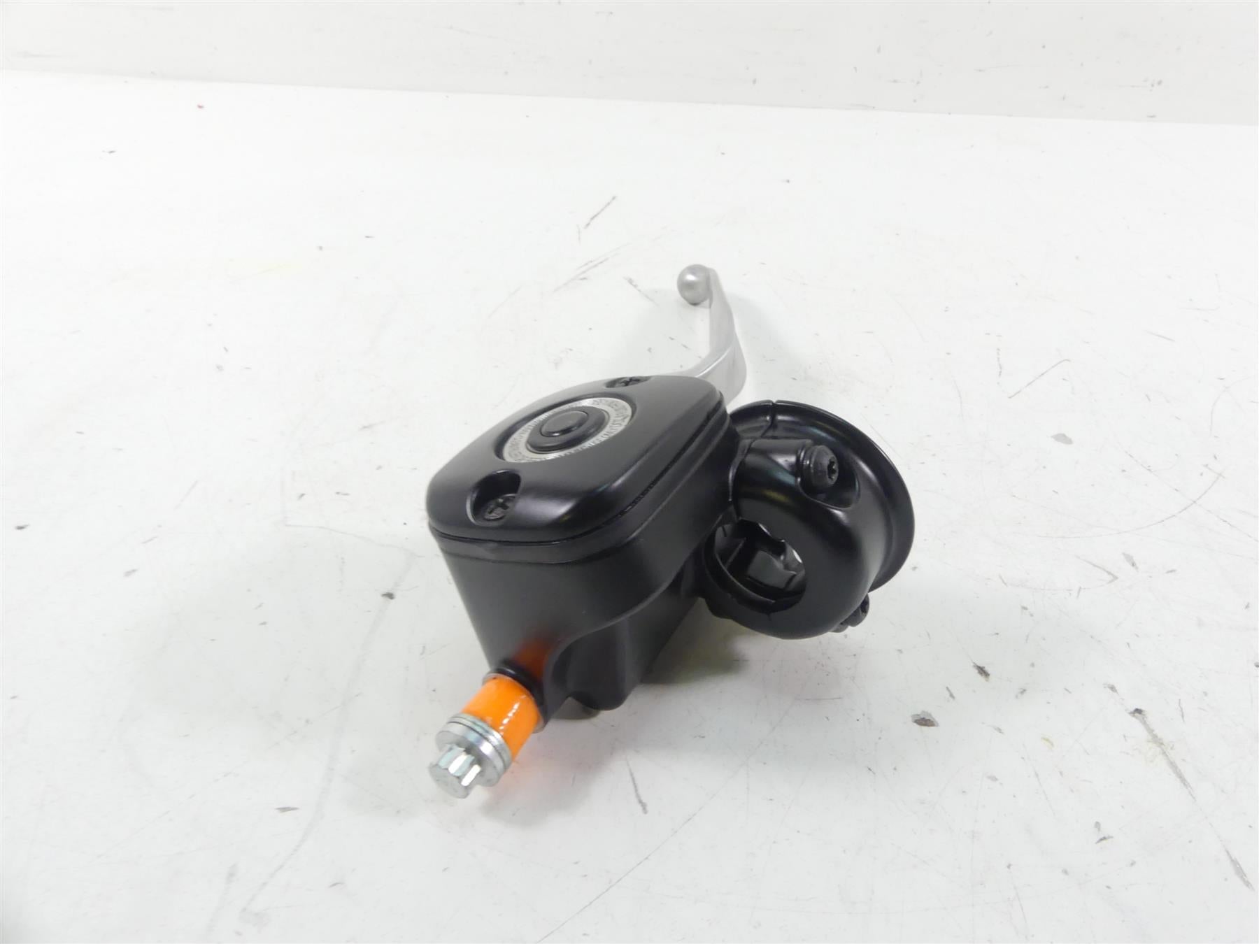 2014 Harley FXDL Dyna Low Rider Front Brake Master Cylinder 11/16 45170-08 {{ shop.shopifyCountryName }} - Mototech271