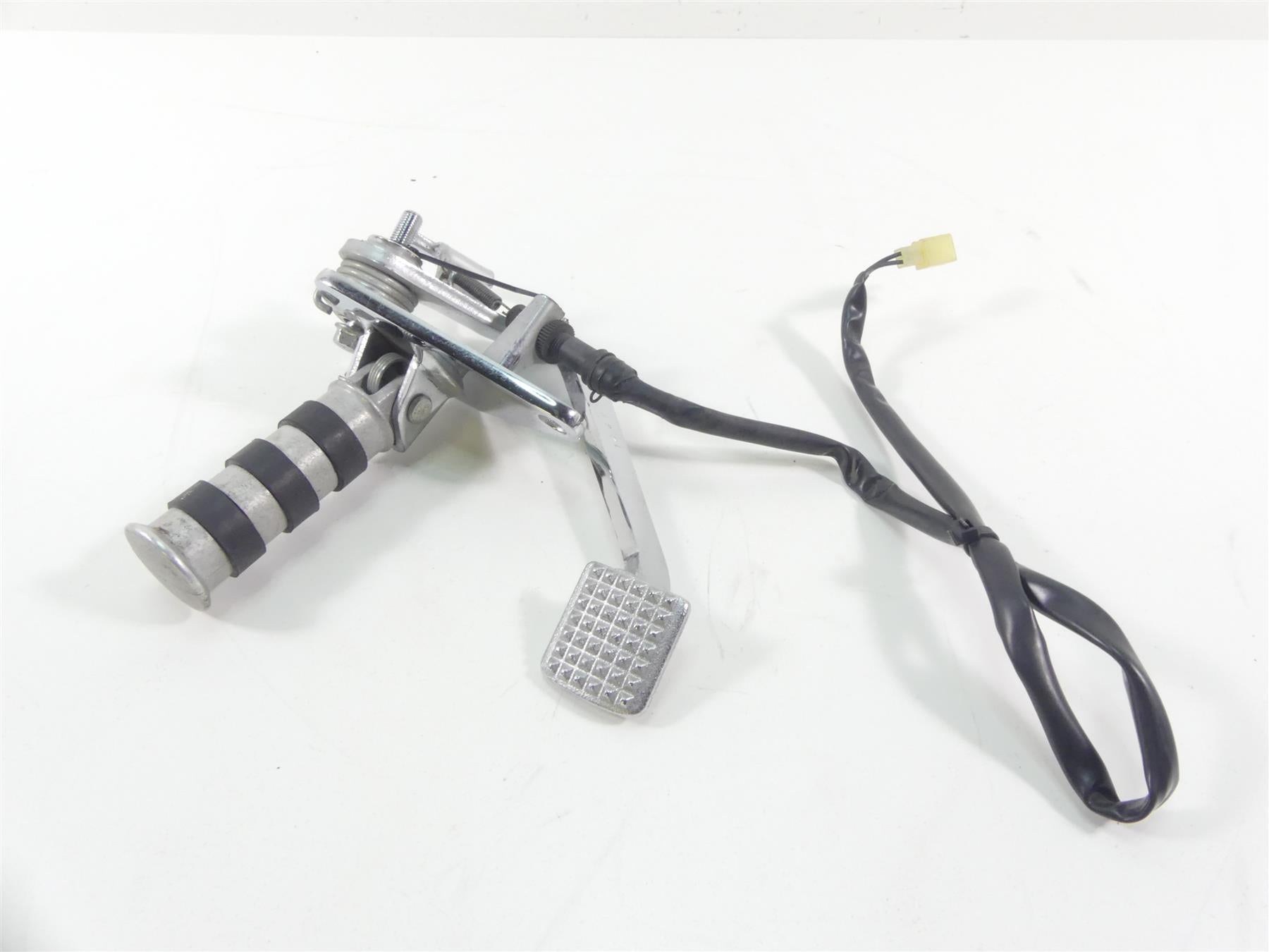 2003 Honda VT1100 C2 Shadow Sabre Footpeg Shifter Brake Pedal Set 50625-MAA-A80 {{ shop.shopifyCountryName }} - Mototech271
