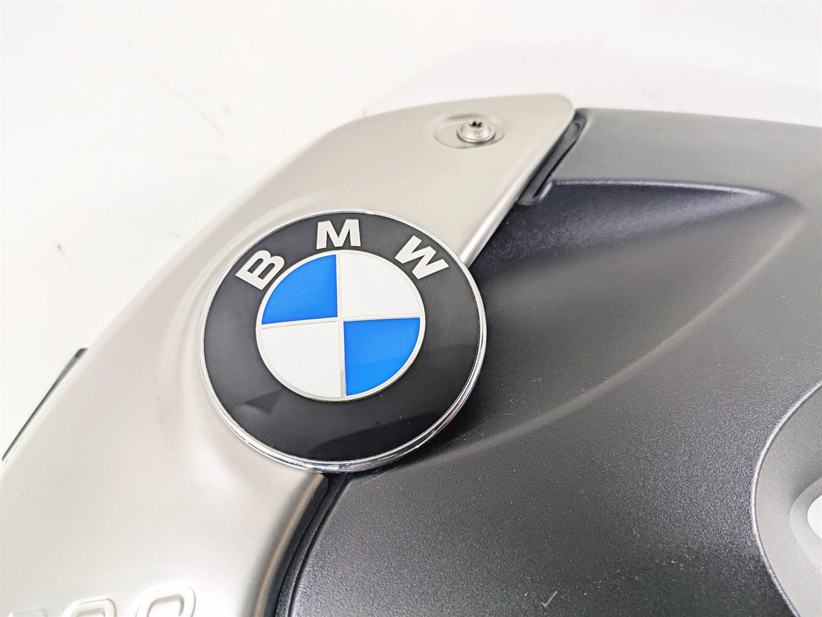 2010 BMW R1200GS K25 Tank Left Side Cover & Emblem 46637700875 46637700873 {{ shop.shopifyCountryName }} - Mototech271