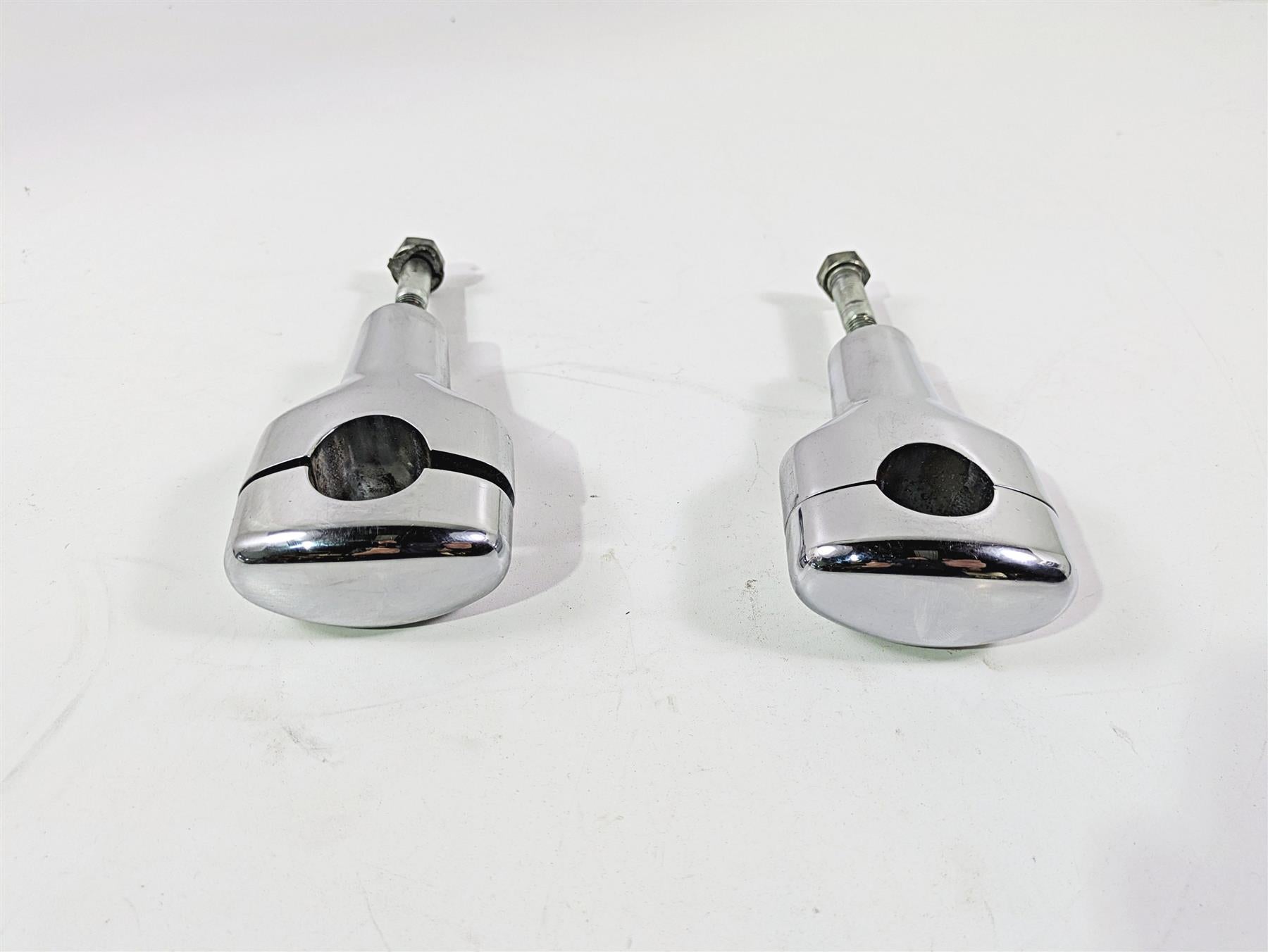2008 Harley FXCWC Softail Rocker Oem Chrome Fat Bar 3.6" Riser Set 56916-07 {{ shop.shopifyCountryName }} - Mototech271
