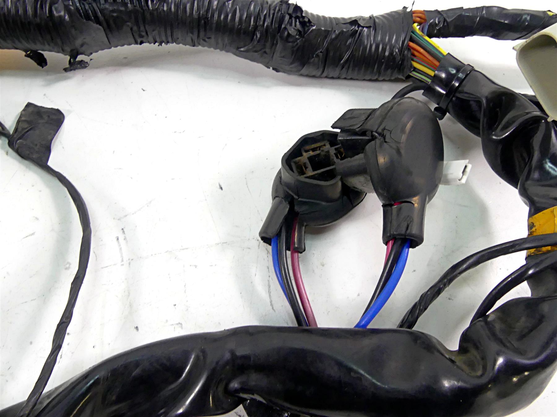 2011 Harley Touring FLTRX Road Glide Front Fairing Wiring Loom - Read 70274-10 {{ shop.shopifyCountryName }} - Mototech271
