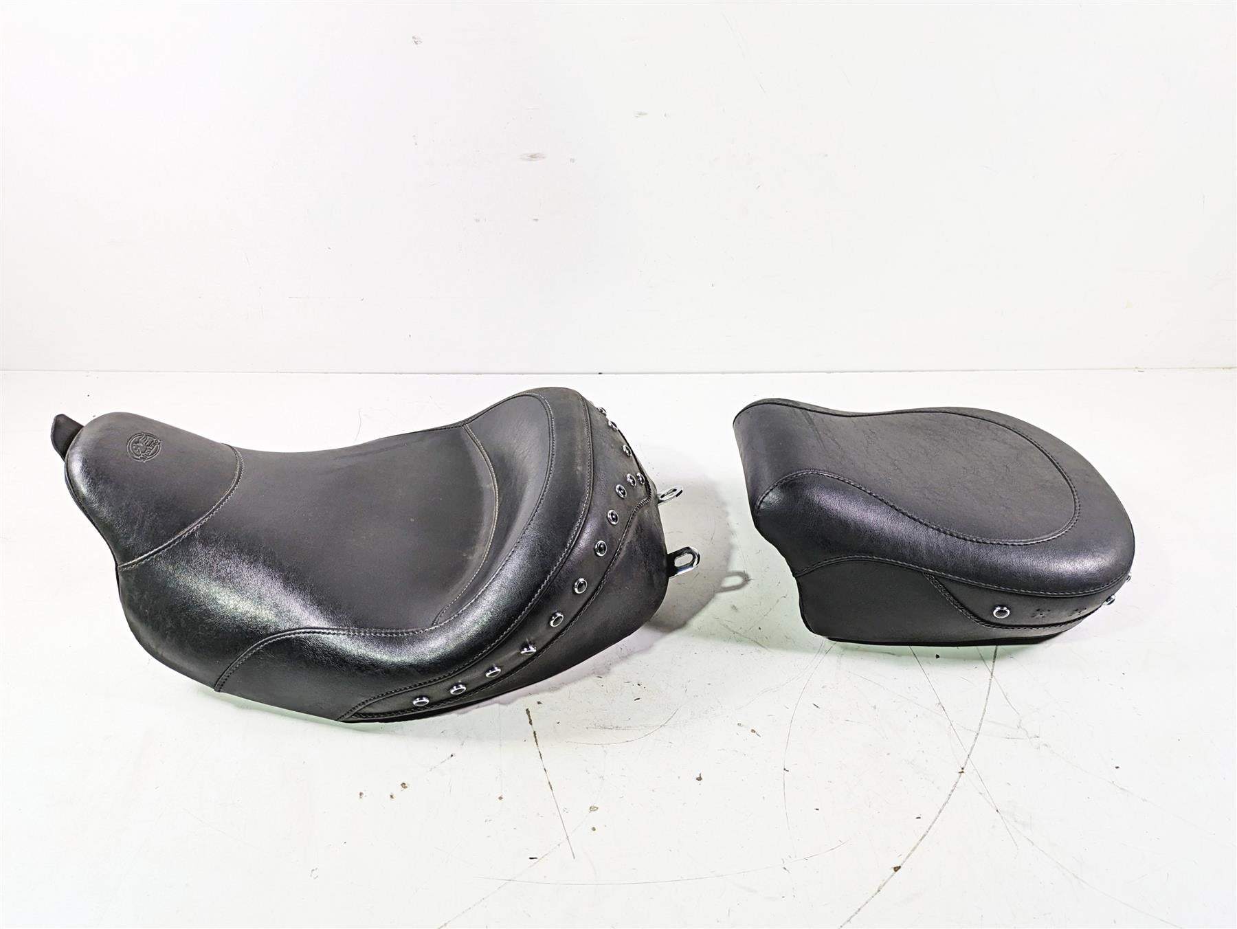 2008 -UP Harley Touring FLHR / X / T / TR Mustang Seat Saddle Set 76028 | Mototech271