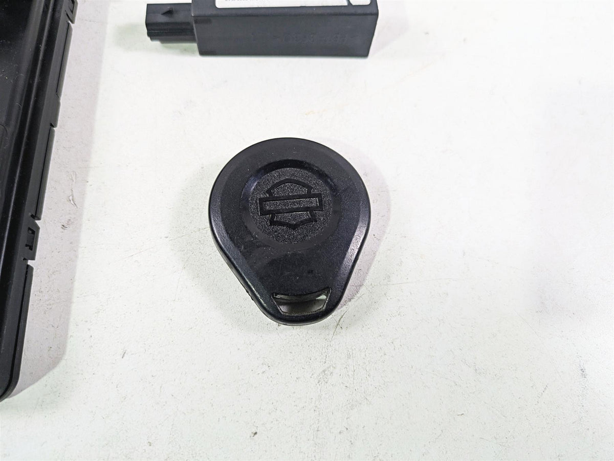 2015 Harley Touring FLHTKL Electra Glide Bcm Security Control Module 69994-12B {{ shop.shopifyCountryName }} - Mototech271