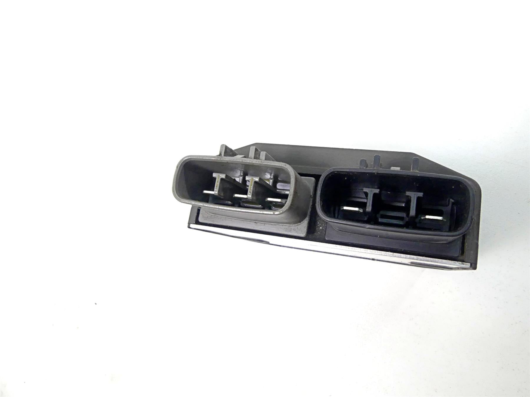 2013 BMW S1000RR K46 Rectifier Voltage Regulator FH012DA 12317718422 {{ shop.shopifyCountryName }} - Mototech271