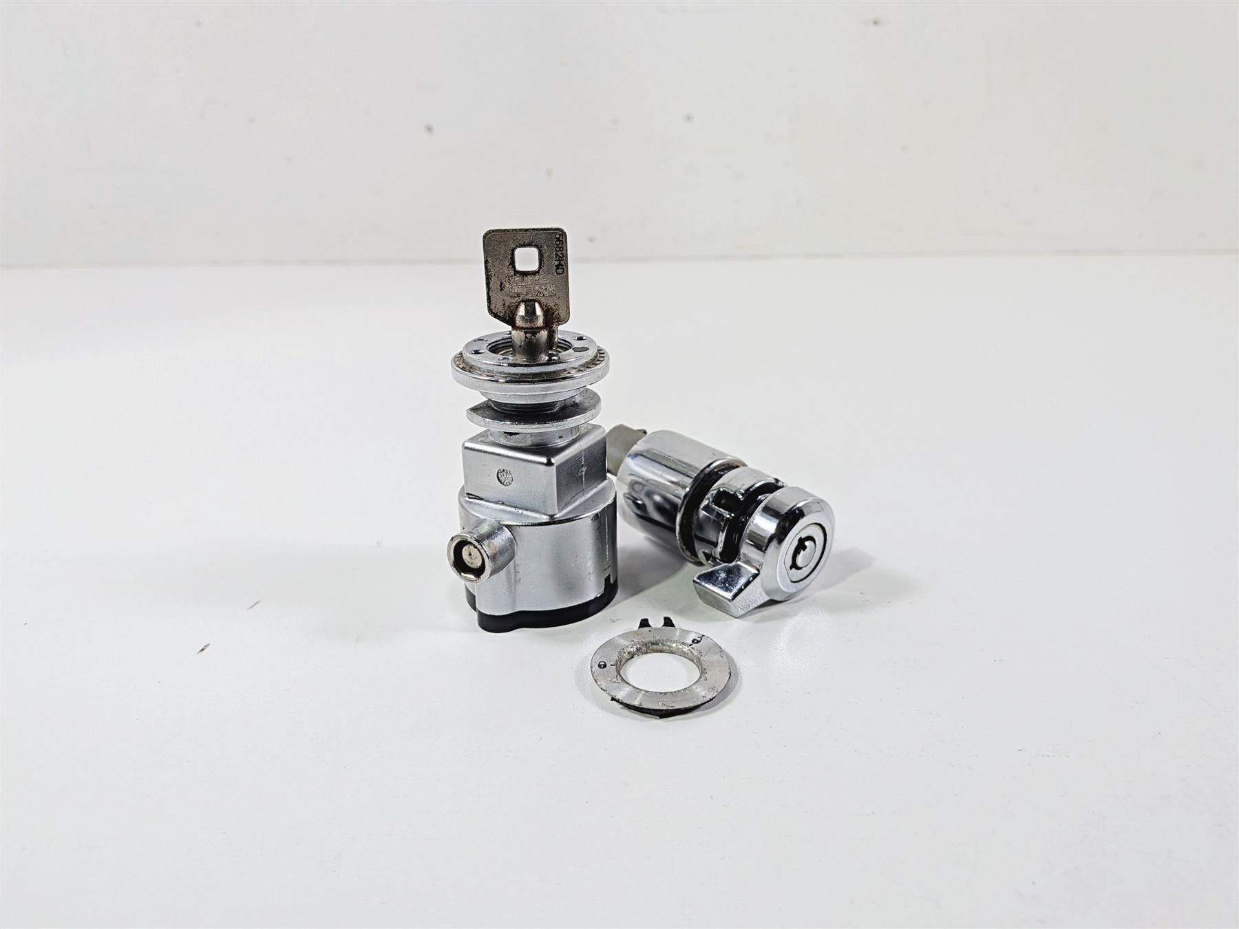 2014 Harley FXDL Dyna Low Rider Ignition Switch Key Lock Set 71475-06B {{ shop.shopifyCountryName }} - Mototech271