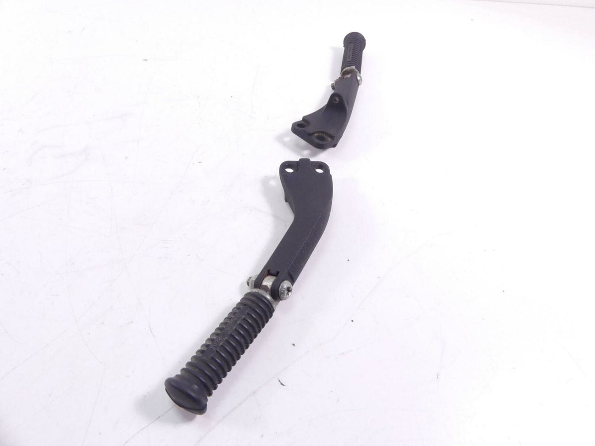 2007 Harley FXDWG Dyna Wide Glide Rear Passenger Footpeg Set 49224-06A 49230-06 {{ shop.shopifyCountryName }} - Mototech271
