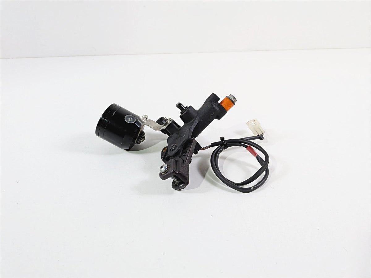 2016 Aprilia RSV 1100 Tuono V4 Factory Brembo Front Brake Master Cylinder B044605 {{ shop.shopifyCountryName }} - Mototech271