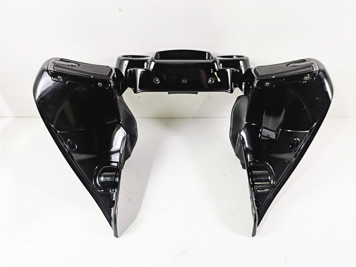2017 Indian Chieftain Limited Front Nose Inner Fairing Cover Black 5452568 {{ shop.shopifyCountryName }} - Mototech271