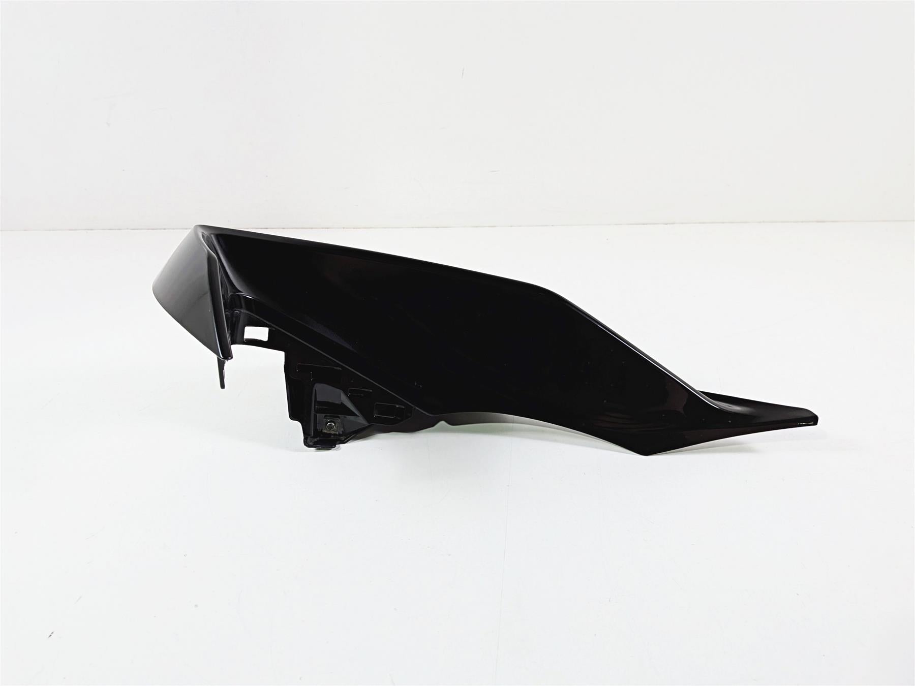2022 Yamaha YZF R1 R1M RN65 Front Right Blinker Cover Fairing B3L-2843C-00-Mototech271