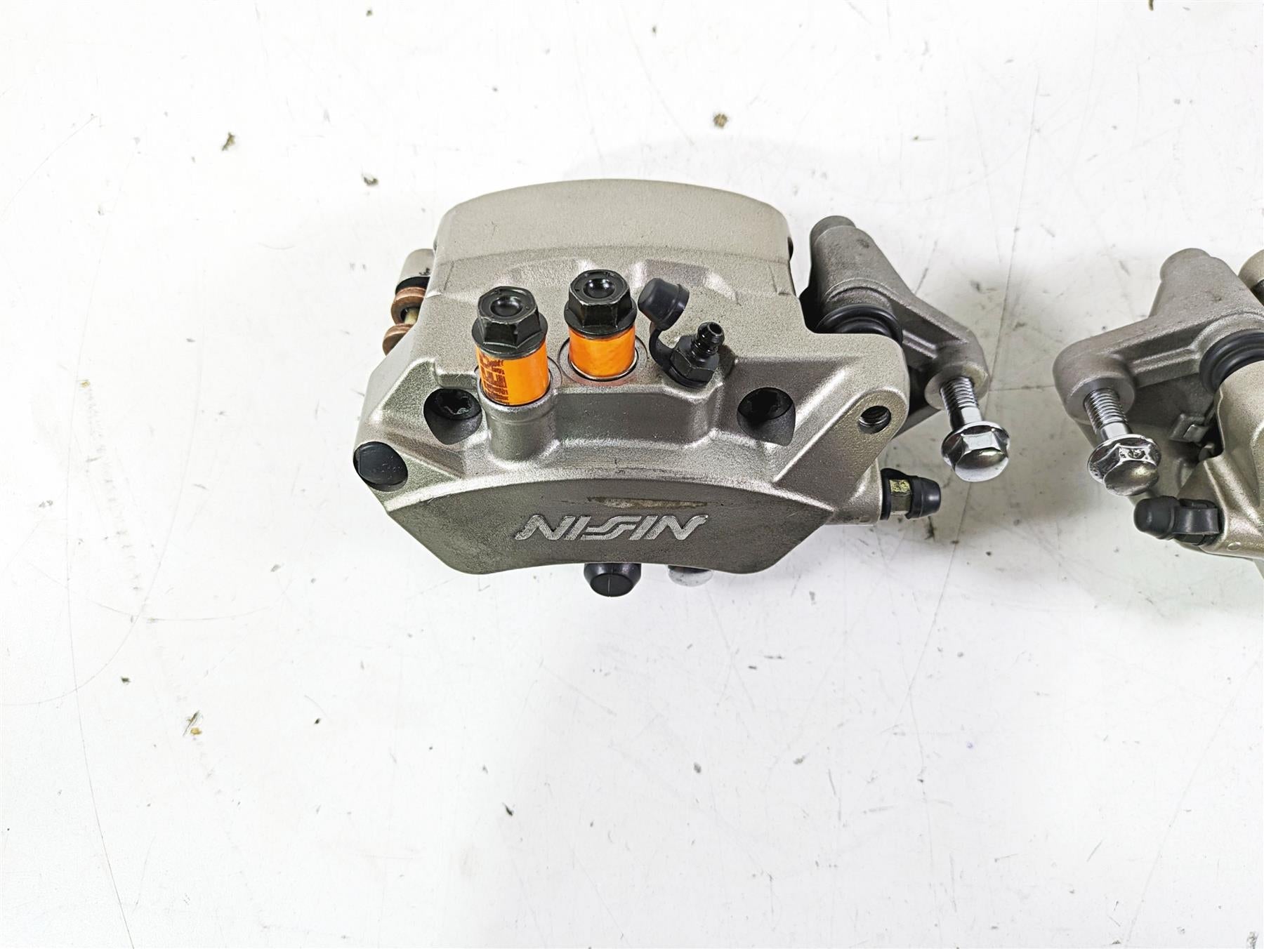 2002 Honda VTX1800 Retro Nissin Front Brake Caliper Set 45150-MCV-006 {{ shop.shopifyCountryName }} - Mototech271