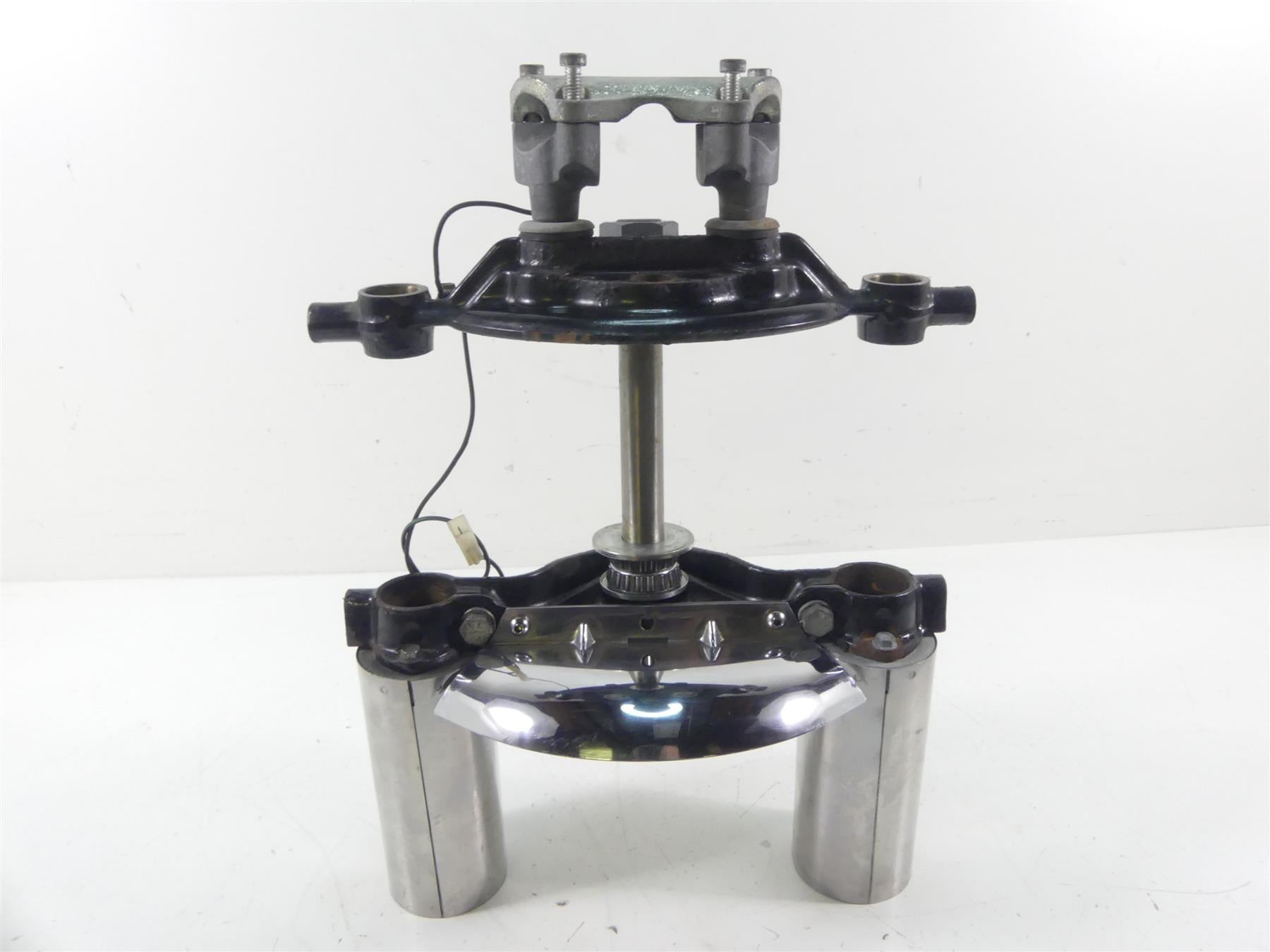 2011 Harley Touring FLTRX Road Glide Upper Lower Triple Tree Riser Set 45446-09 {{ shop.shopifyCountryName }} - Mototech271
