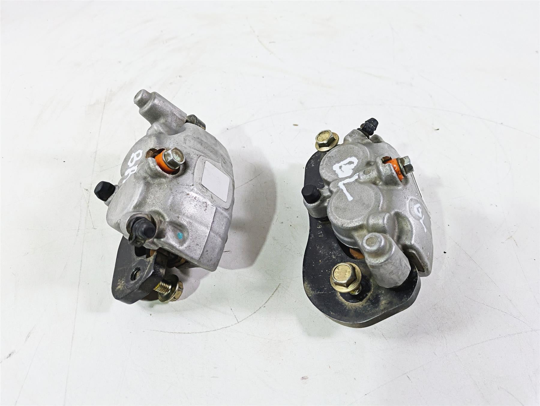 2018 Can Am Maverick X3 XRC Turbo R Rear Brake Caliper Set 705601514 705601515 {{ shop.shopifyCountryName }} - Mototech271
