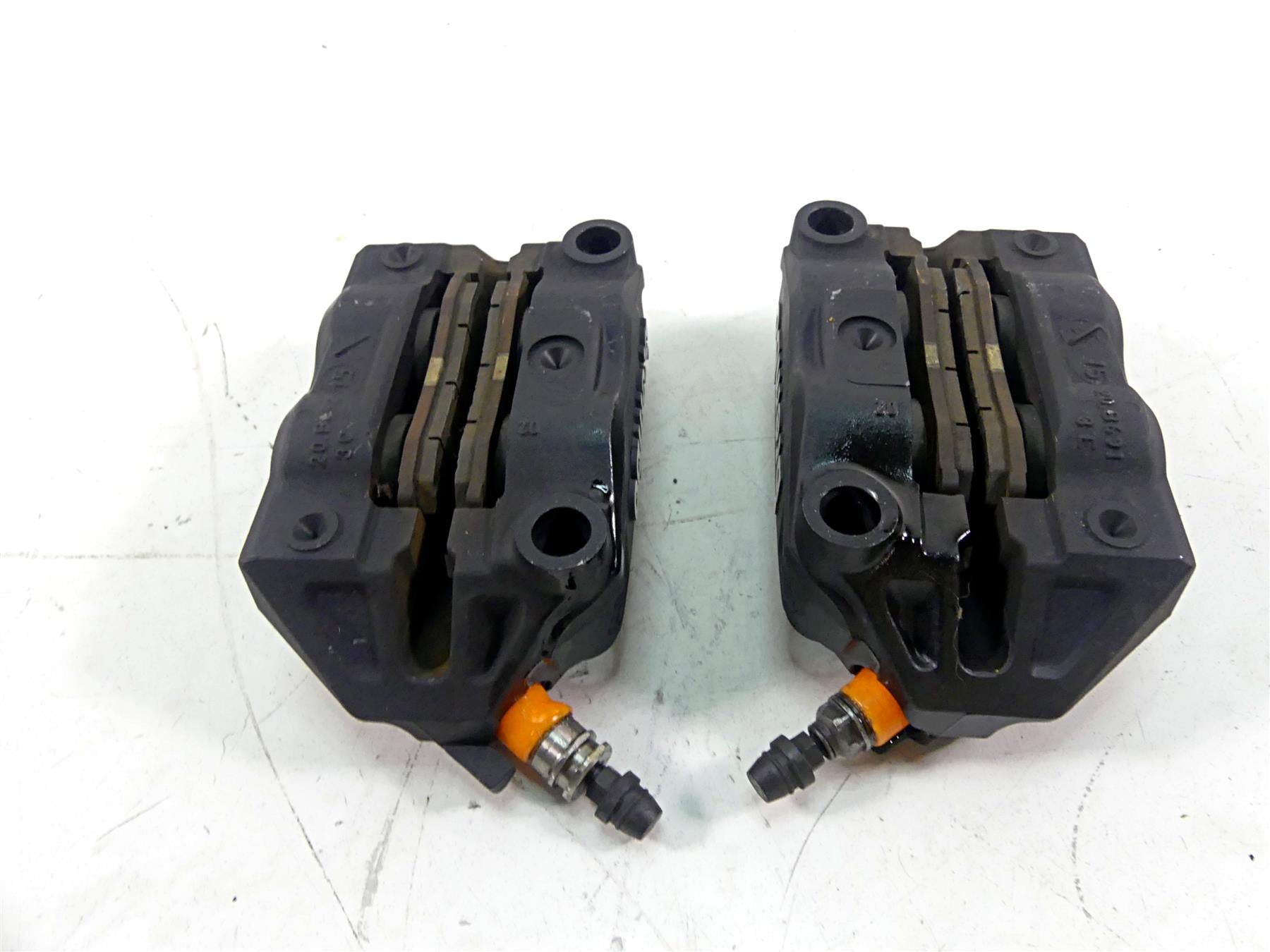 2016 BMW R1200GS Adv K51 Front Brembo Brake Caliper Set 34118556205 34118556206 {{ shop.shopifyCountryName }} - Mototech271