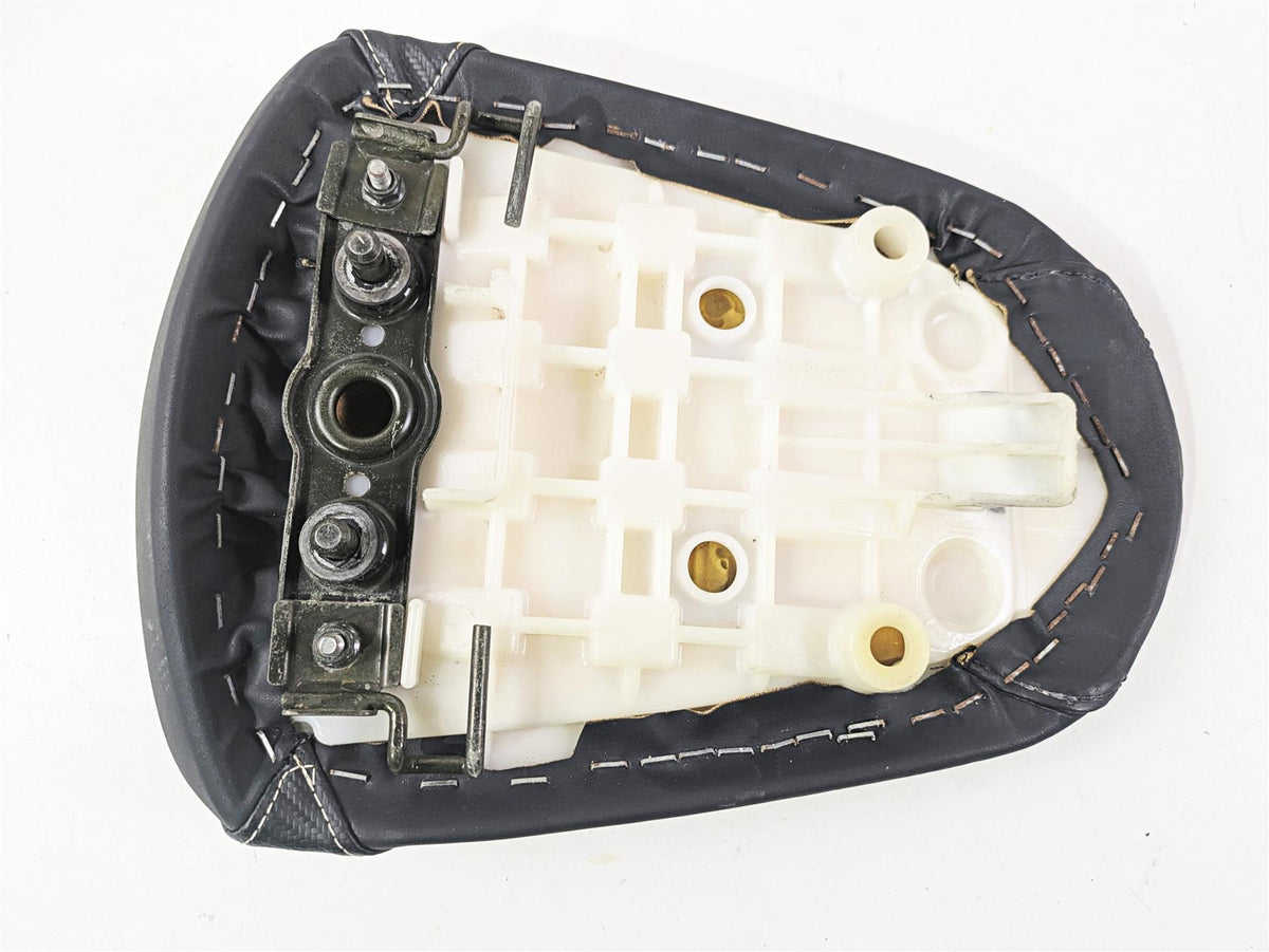 2006 Suzuki GSXR1000 K6 Front Rear Seat Saddle 45100-41G02-6BY 45300-41G00-6BY {{ shop.shopifyCountryName }} - Mototech271