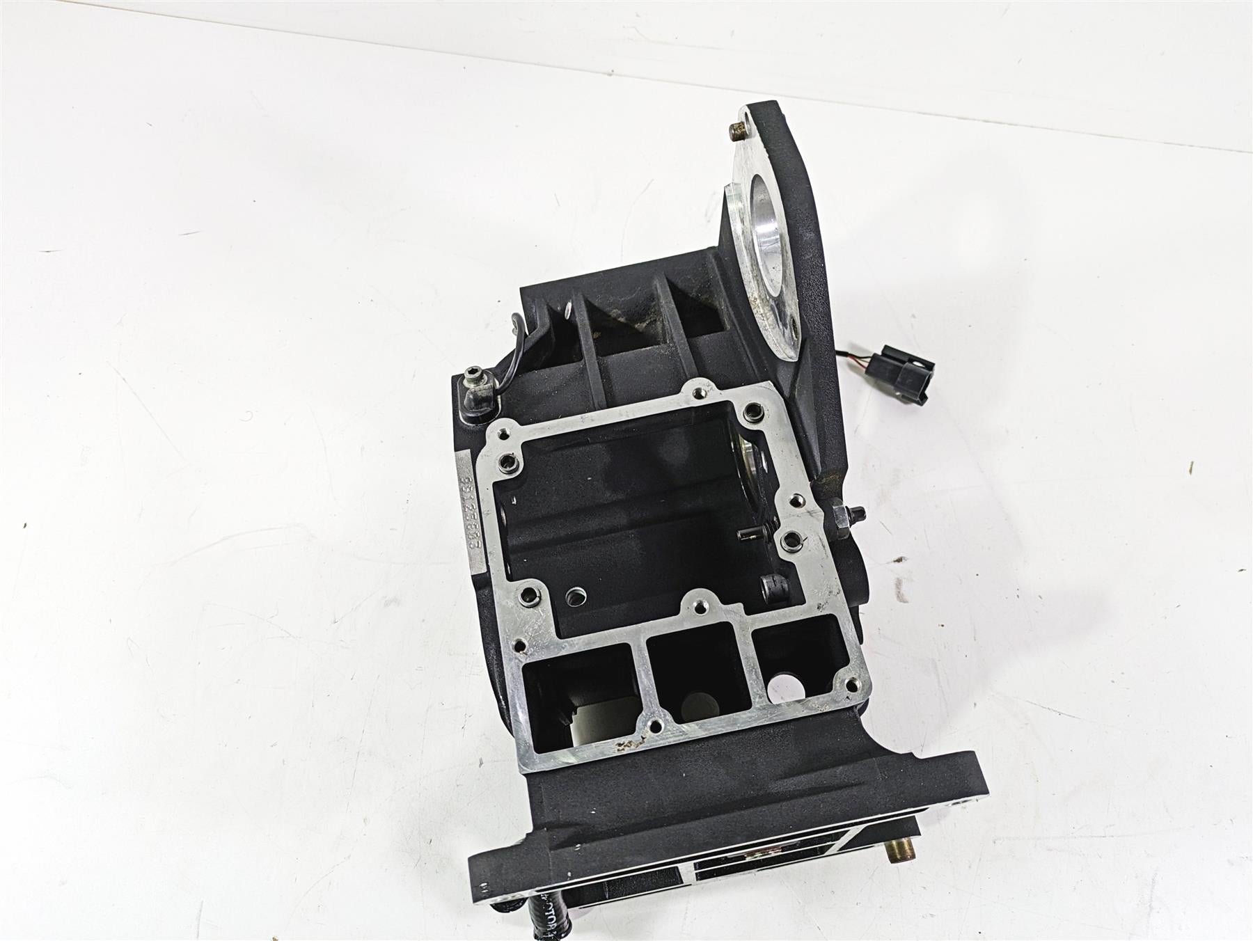 1999 Harley Dyna FXDL Low Rider Transmission Gear Box Case Housing 34825-99 {{ shop.shopifyCountryName }} - Mototech271