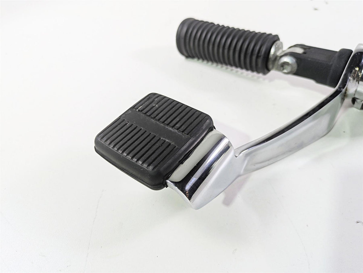 2016 Harley FXDF Dyna Fat Bob Front Right Fw Footpeg & Brake Pedal 42481-03A {{ shop.shopifyCountryName }} - Mototech271