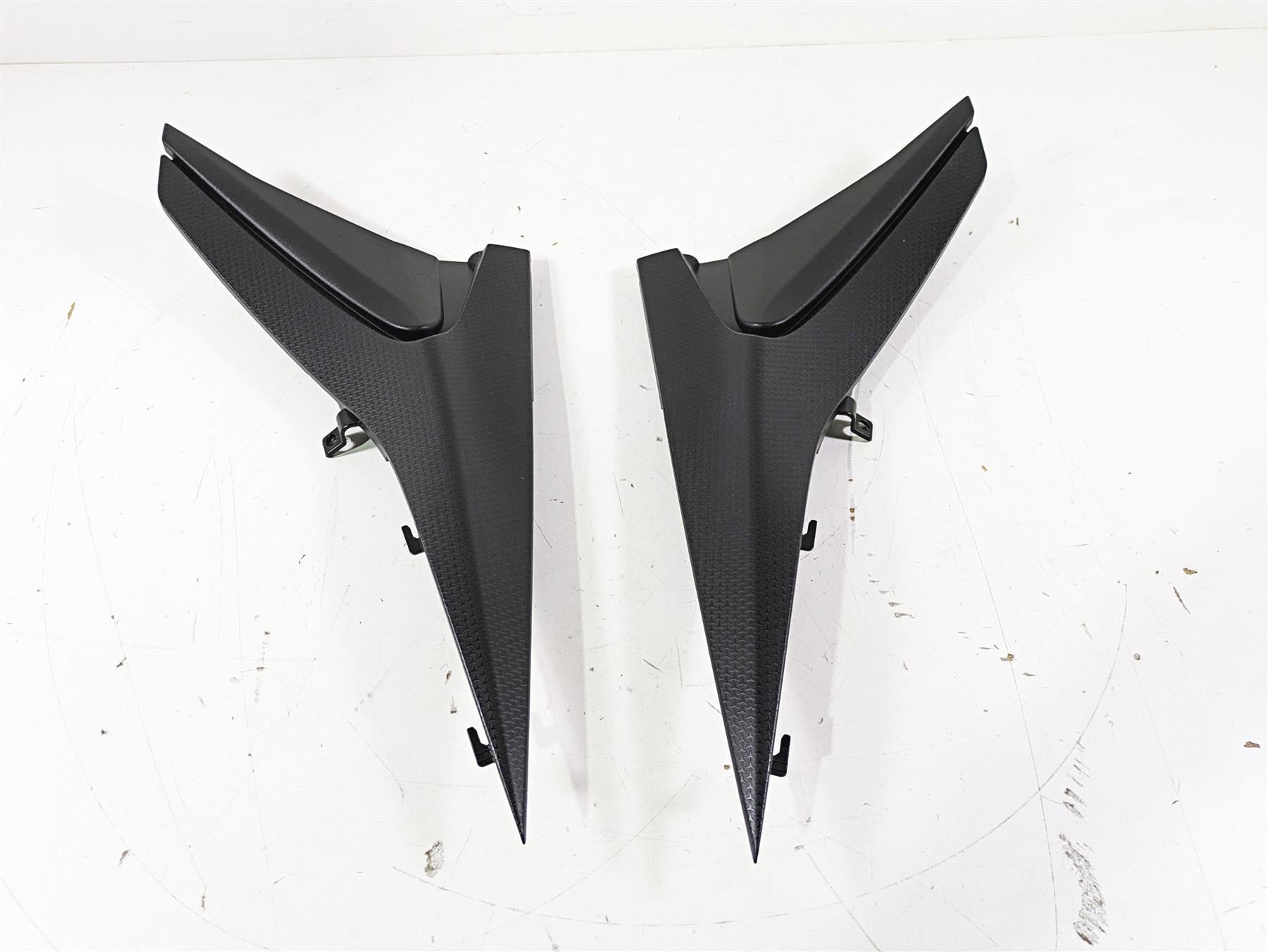 2021 Aprilia RS660 Under Seat Infill Cover Fairings 2B006645 L 2B006646 | Mototech271