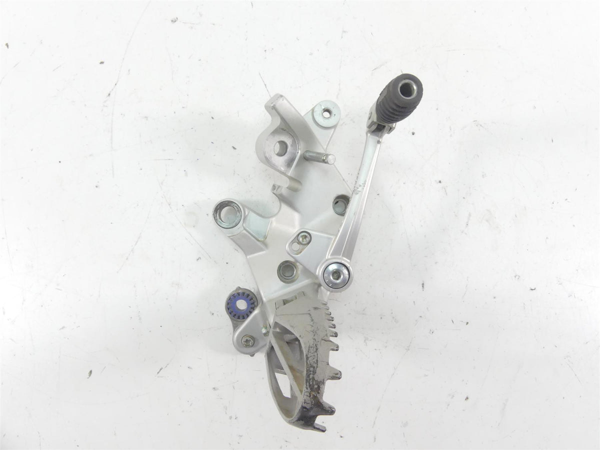 2020 Ducati Multistrada 1260 Enduro Left Rider Footpeg & Shifter Set 82423391AA {{ shop.shopifyCountryName }} - Mototech271