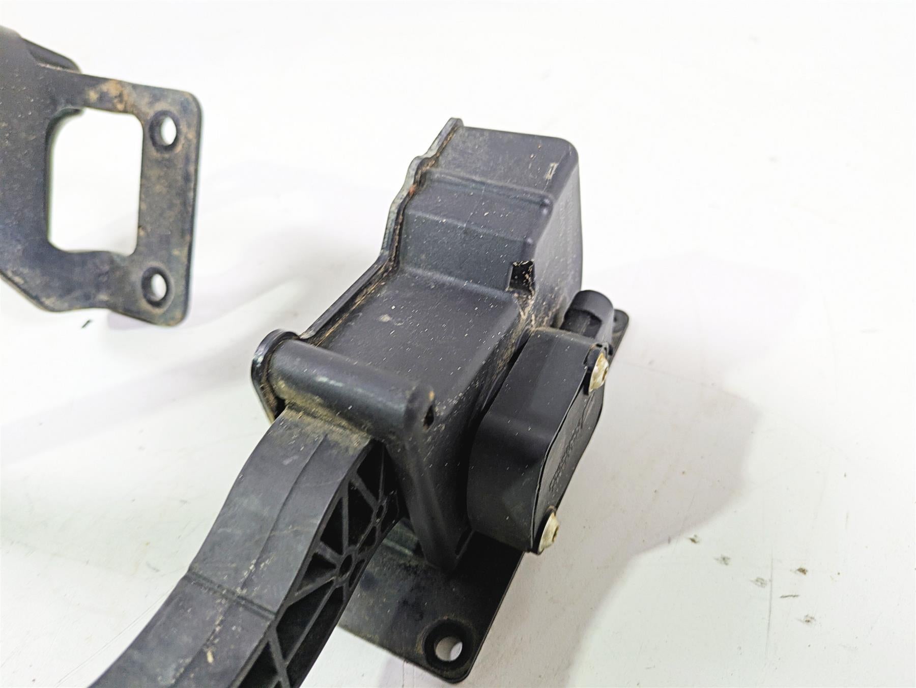 2022 CFMoto Zforce 950 Sport Foot Brake Pedal Lever Set 5HYV-082000-1200 {{ shop.shopifyCountryName }} - Mototech271