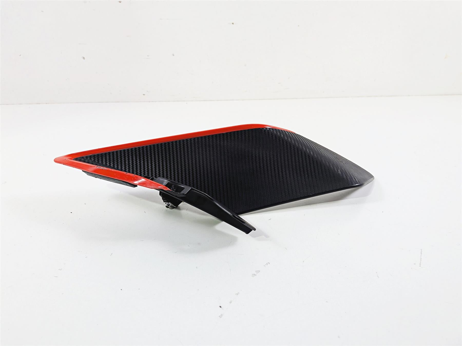 2025 CFMoto 450 SS Front Right Wing Fairing Cover 6AQV-040204-1004-0RM00 {{ shop.shopifyCountryName }} - Mototech271