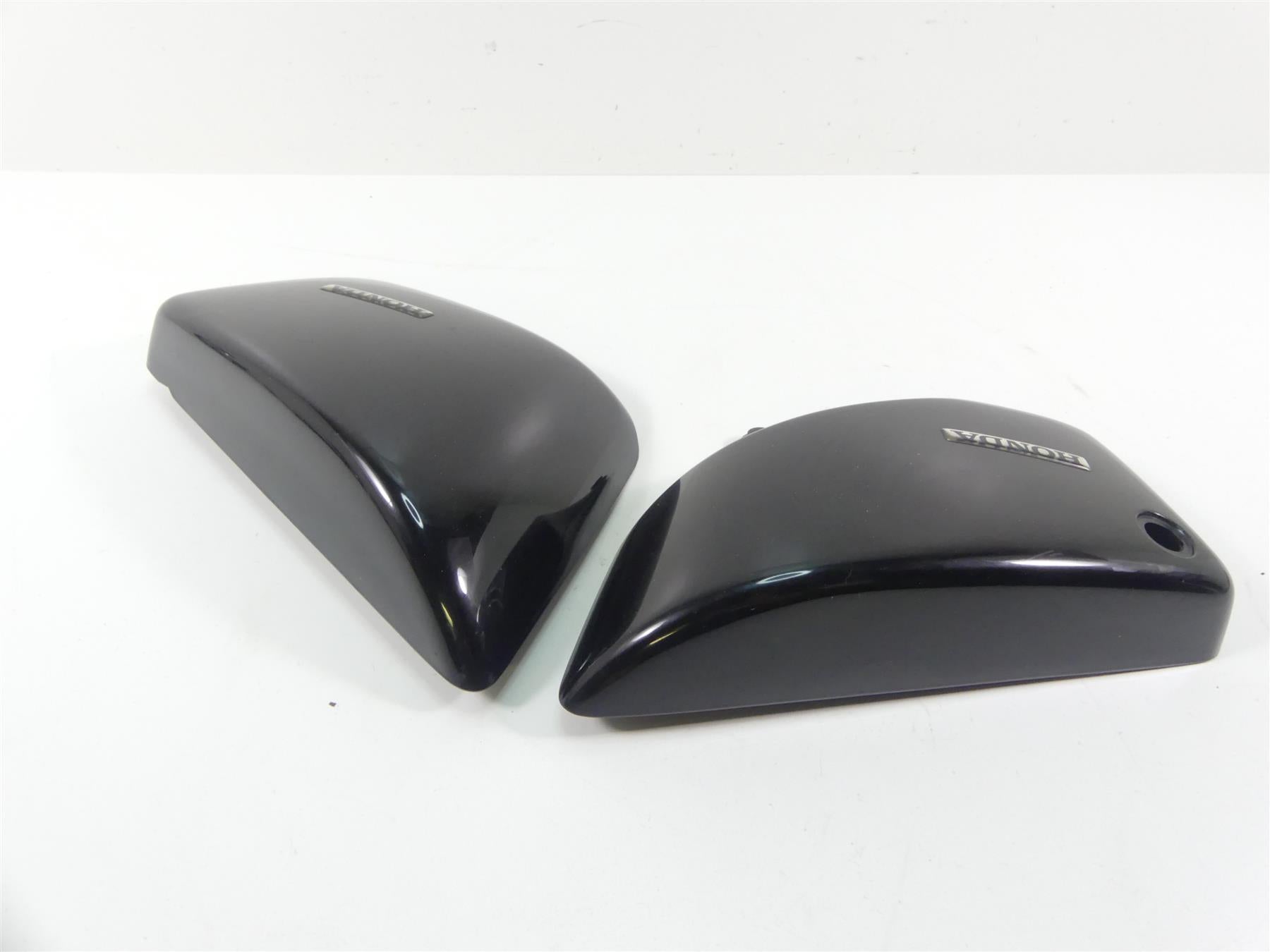 2003 Honda VT1100 C2 Shadow Sabre Side Cover Fairing Cowl Set 83510-MCK-A40 {{ shop.shopifyCountryName }} - Mototech271