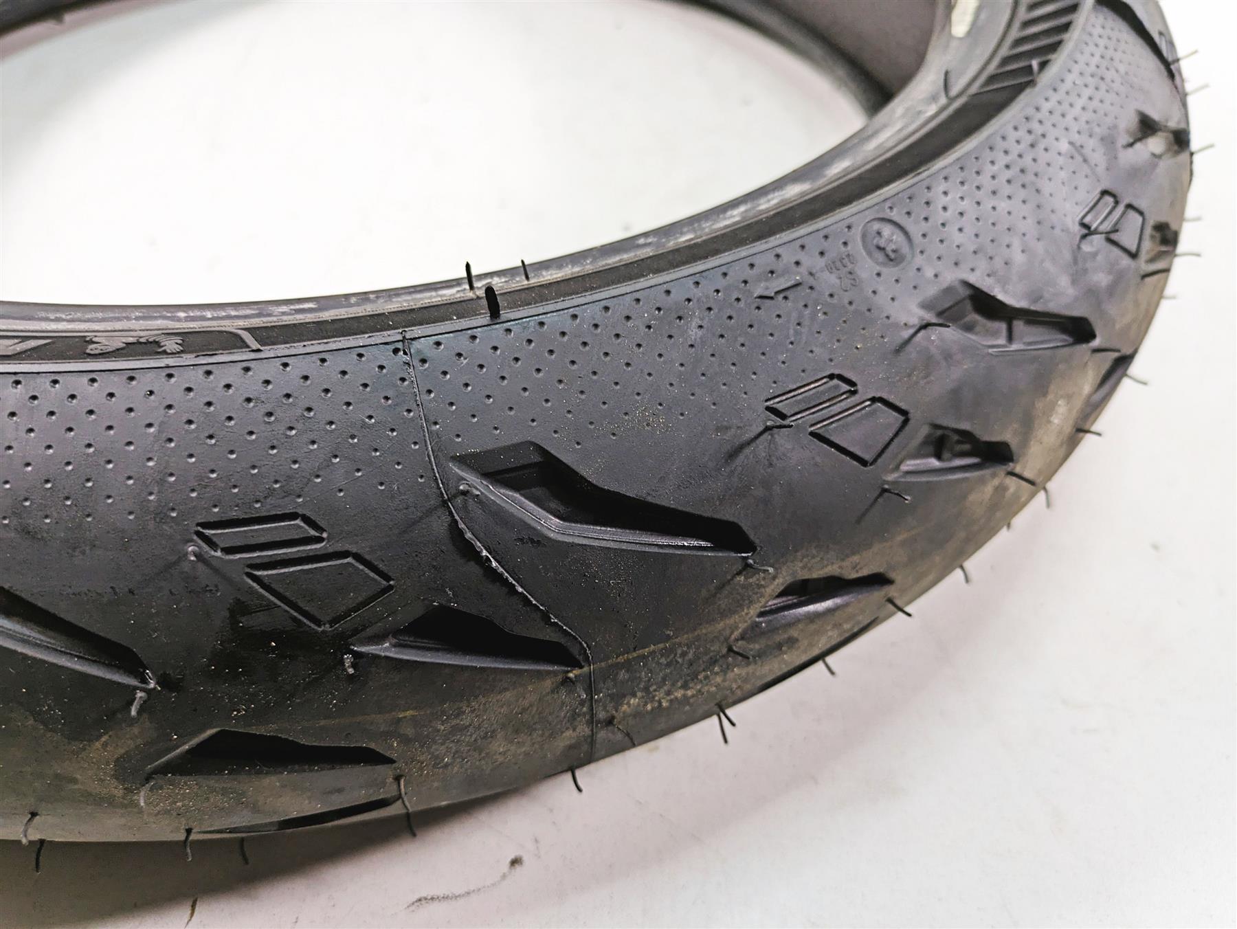 Used Motorcycle Front Tire Michelin Power 5 120/70 ZR17 064441 {{ shop.shopifyCountryName }} - Mototech271