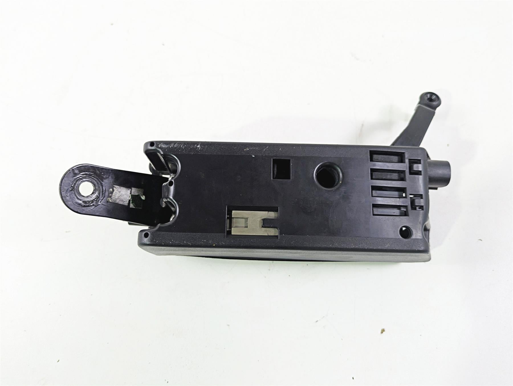 2020 Harley Softail FXST Standard Horn Mount & Wiring Box 69202599 {{ shop.shopifyCountryName }} - Mototech271