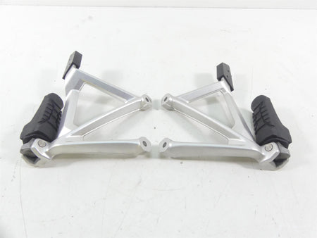 2016 BMW R1200GS K50 Rear Passenger Footpeg Footrest Set 46718528793 46718528794 {{ shop.shopifyCountryName }} - Mototech271