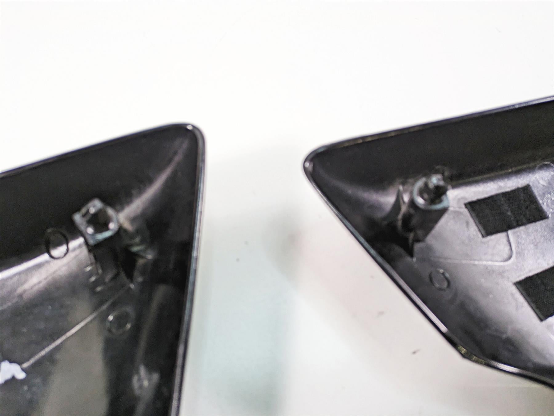 2006 Honda VT1100 C2 Shadow Side Cover Fairing Cowl Set 83610-MCK-A70Z {{ shop.shopifyCountryName }} - Mototech271