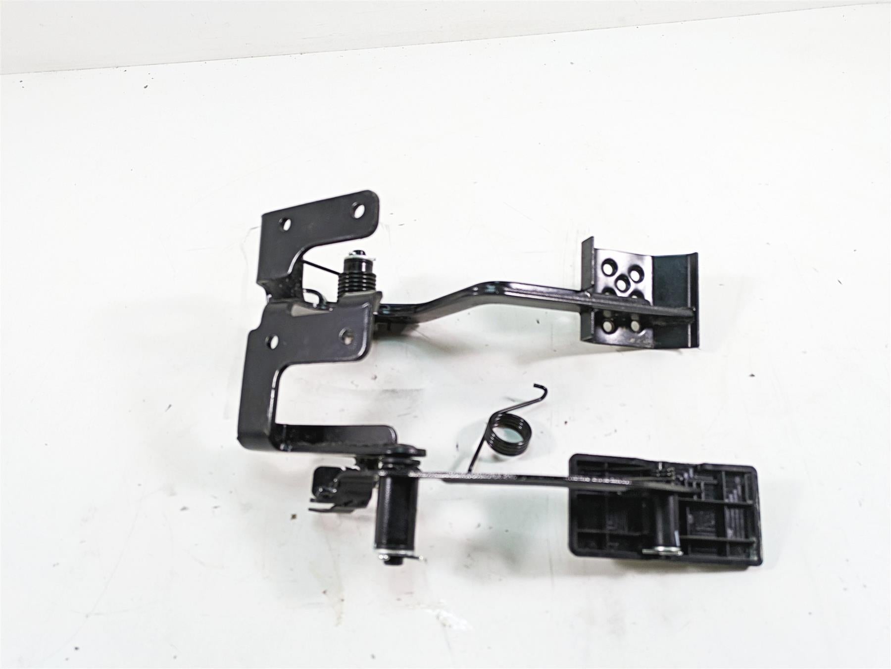 2021 CFMoto Zforce 500 Trail Foot Brake Pedal Lever Set 9060-081300 {{ shop.shopifyCountryName }} - Mototech271