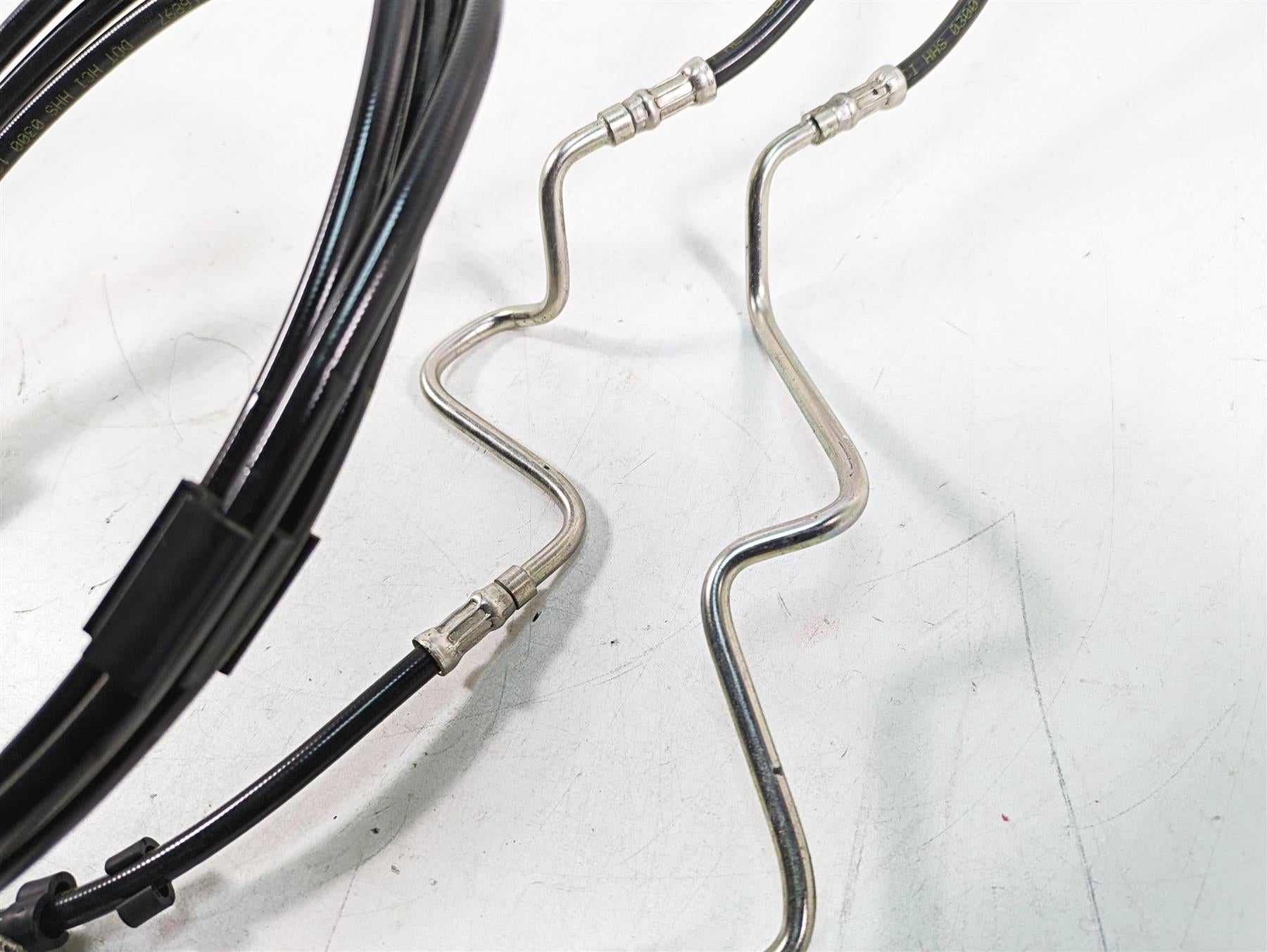 2020 Harley Touring FLHX Street Glide Front Abs Brake Line Hoses Set 41800541 {{ shop.shopifyCountryName }} - Mototech271