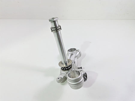 2022 BMW RnineT Pure K22 Lower Triple Tree Steering Clamp 31428558481 {{ shop.shopifyCountryName }} - Mototech271