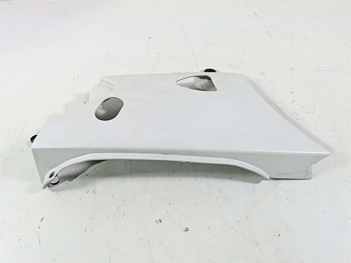 2018 Indian Chieftain Limited Right Lower Side Cover Fairing White Pearl 5450418 {{ shop.shopifyCountryName }} - Mototech271