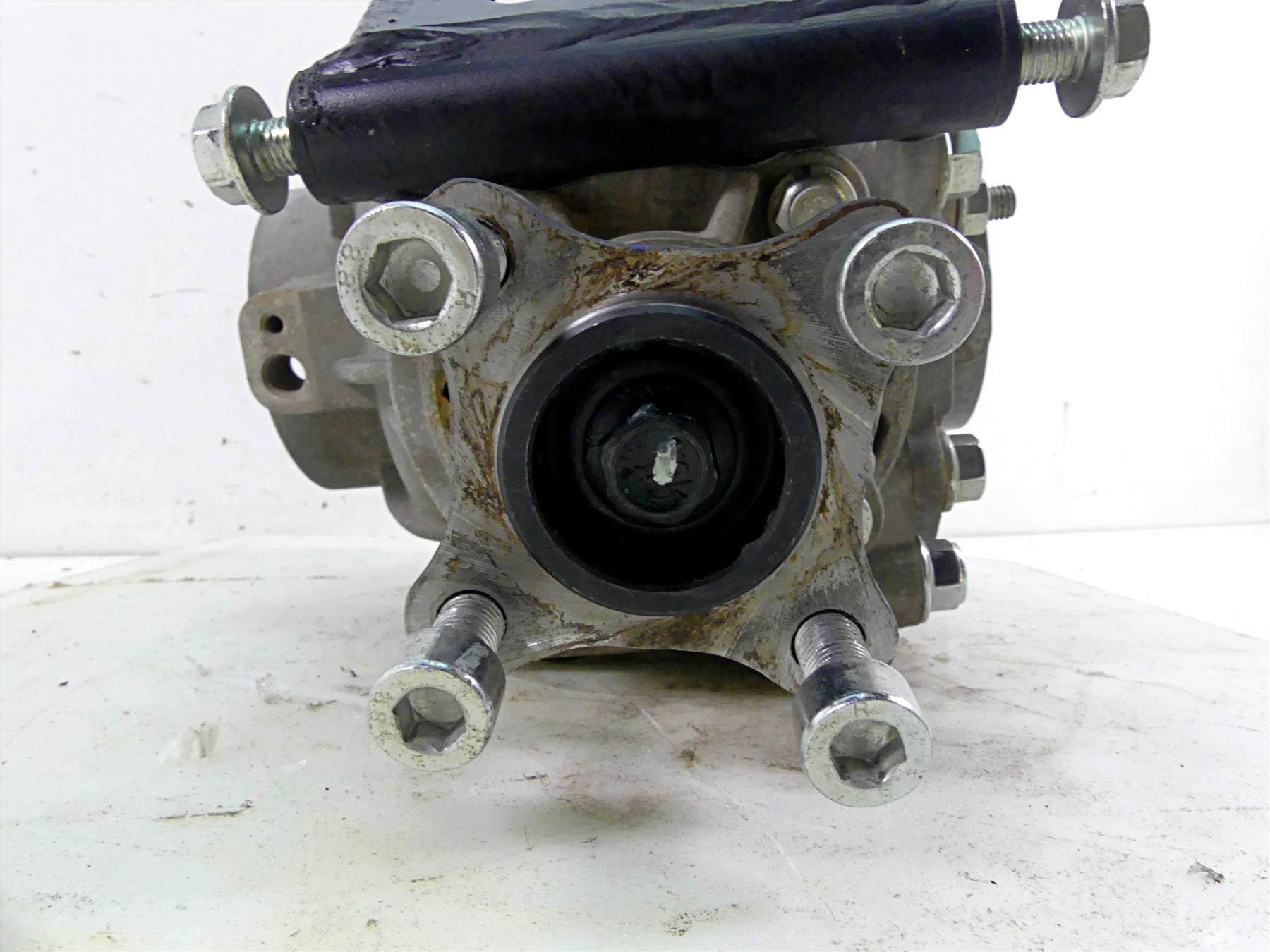 2021 CFMoto Zforce 950 Sport Rear Differential Gear Box 606mi Q860-330000-40002 {{ shop.shopifyCountryName }} - Mototech271