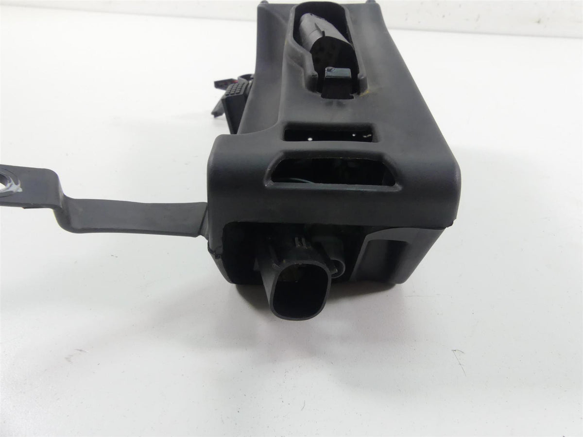 2022 Harley Softail FXBBS Street Bob Horn Mount Box + Steer Wiring 69201654 {{ shop.shopifyCountryName }} - Mototech271