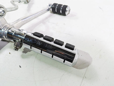 2006 Harley VRSCR Street V-Rod Left Front Footpeg & Shifter Parts 51090-06 {{ shop.shopifyCountryName }} - Mototech271