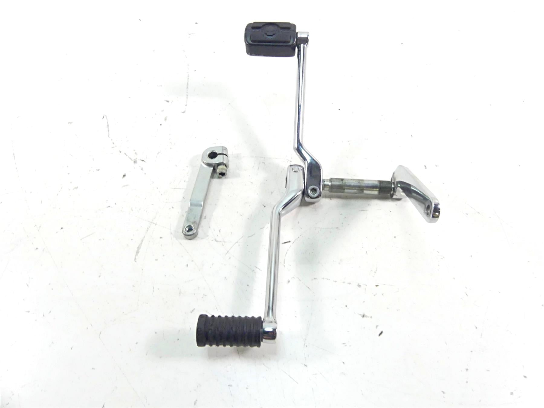 2002 Harley Touring FLHTC Electra Glide Shifter Shift Pedal Lever Set 33895-82E {{ shop.shopifyCountryName }} - Mototech271