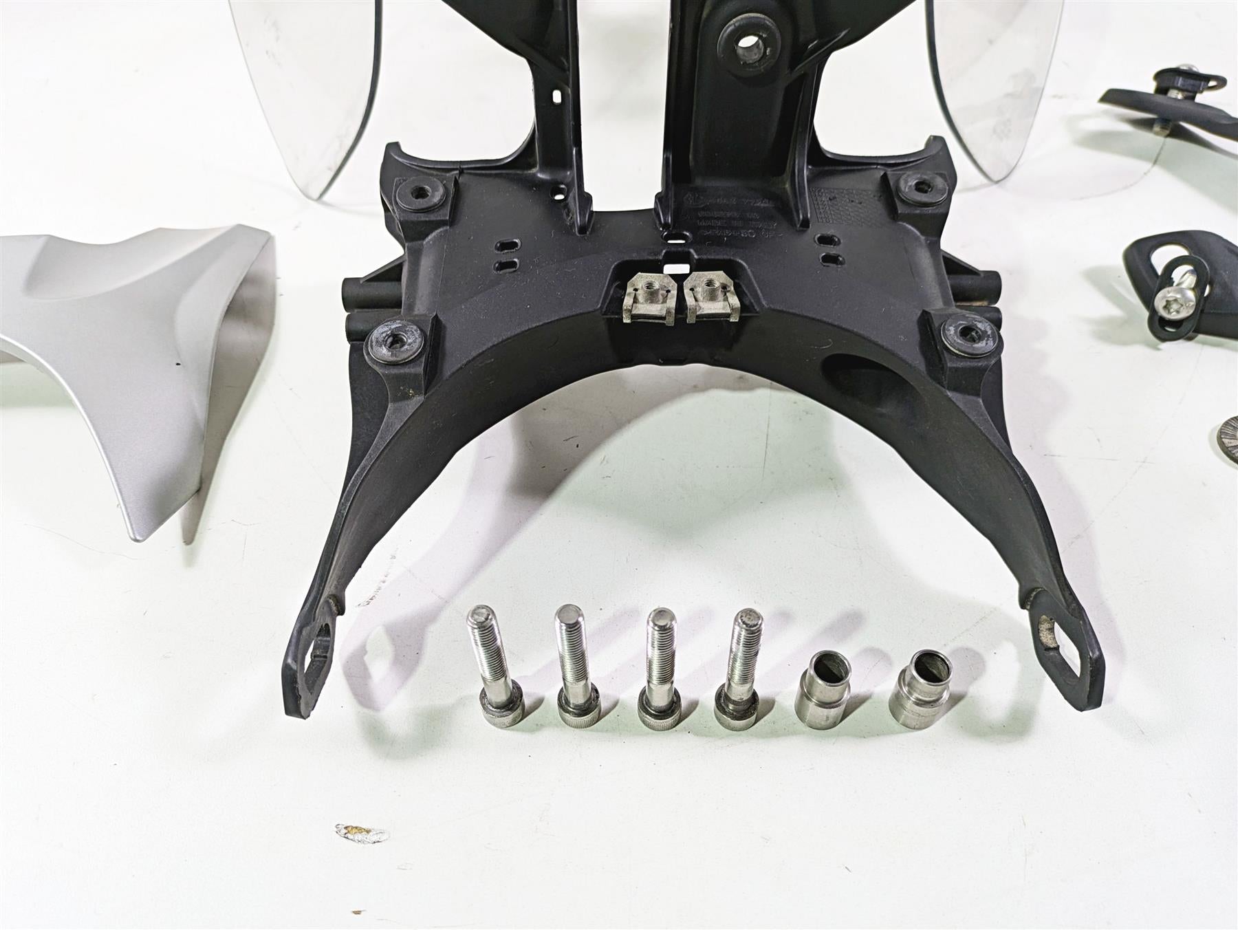 2012 BMW R1200R K27 Ztechnik Vstream Windshield + Mount & Cover Set ...